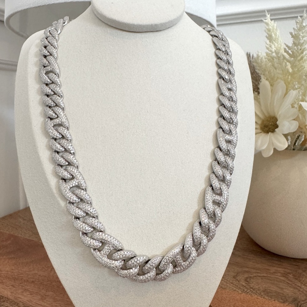 New Moissanite 12MM 22In Cuban Link Chain, 18K White Gold Plated Sterling Silver